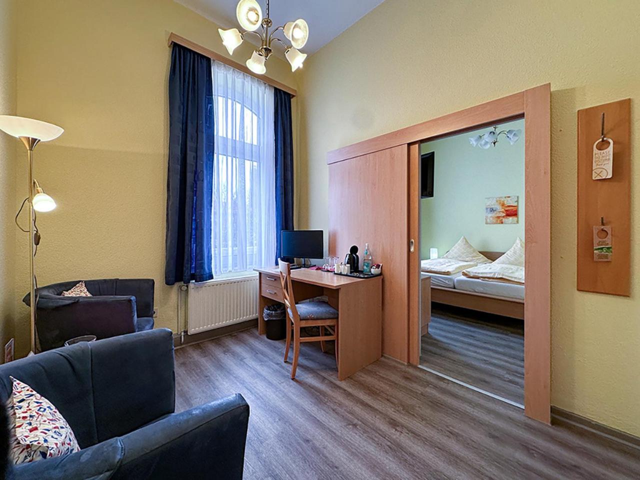 Hotel Graf Waldersee Borkum Exteriör bild