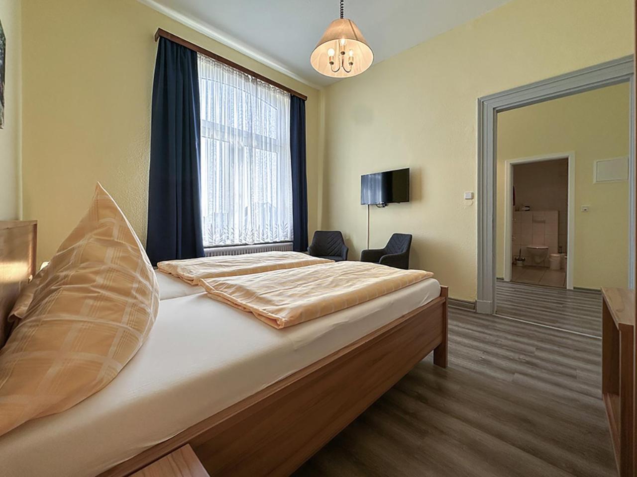 Hotel Graf Waldersee Borkum Exteriör bild