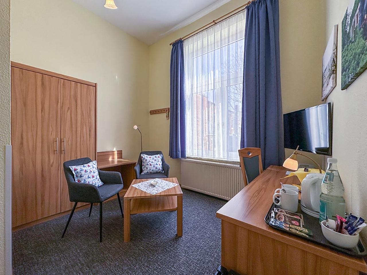 Hotel Graf Waldersee Borkum Exteriör bild