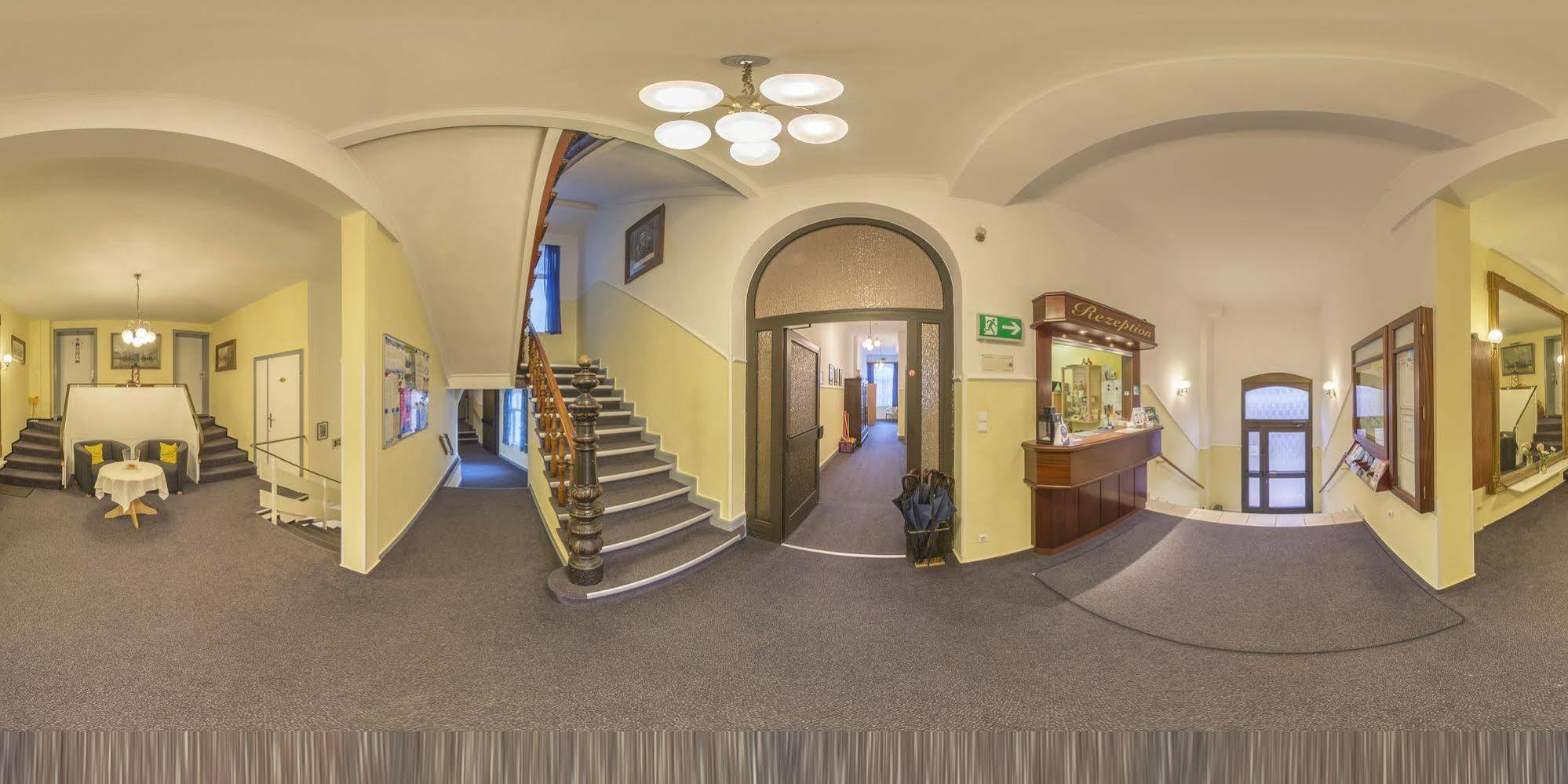 Hotel Graf Waldersee Borkum Exteriör bild